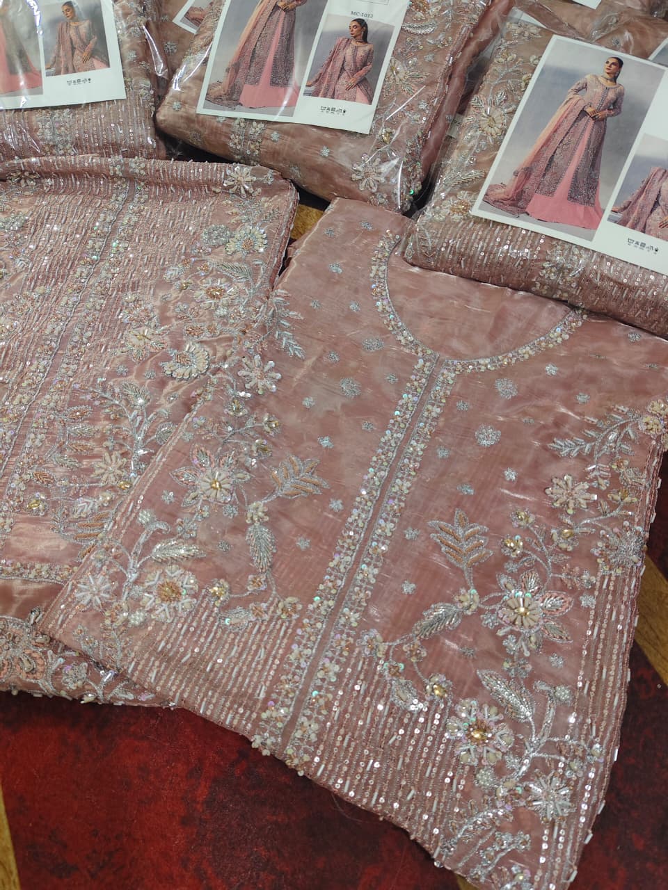MARIA.B - Couture - Sheesha Silk