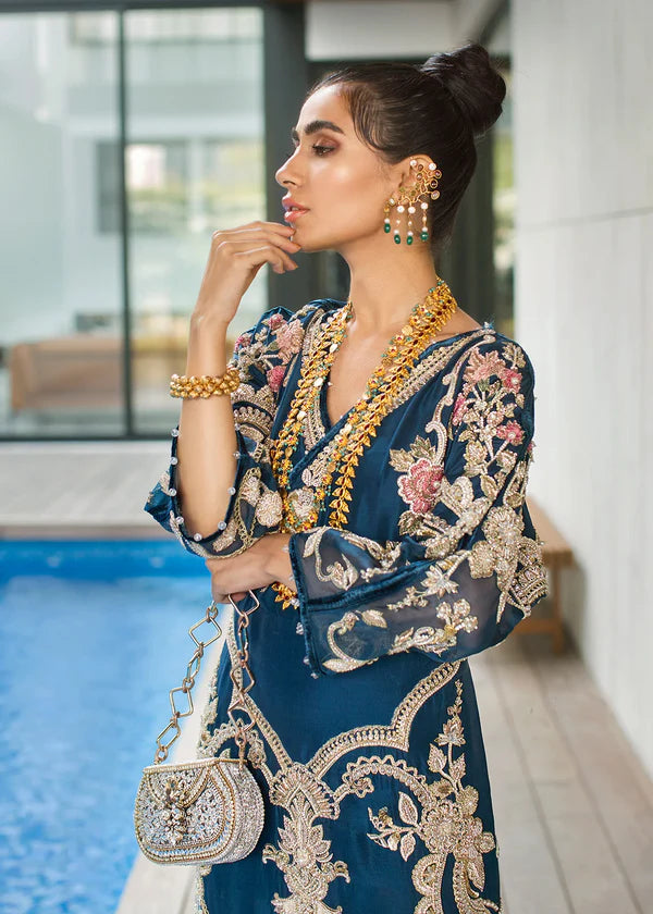 Close up Kaftan style Pakistani designer dress Long shirt pure fabric