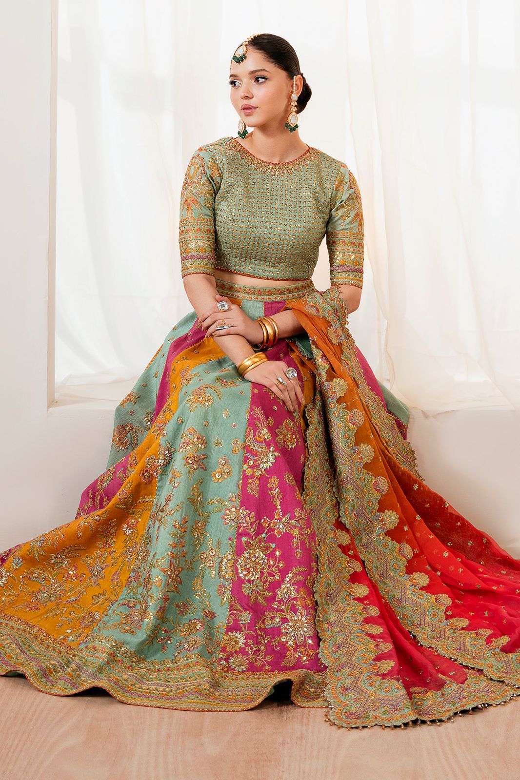 Baroque-Multi Maxi