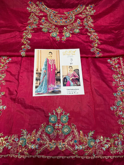 MELODIC TASSELS - Shocking Pink