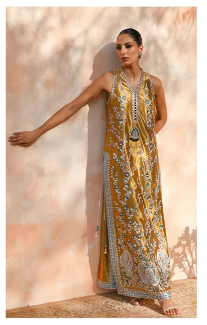 SANIYA MASKATIYA (SM) SHABNAM 04 (Golden Shampange)